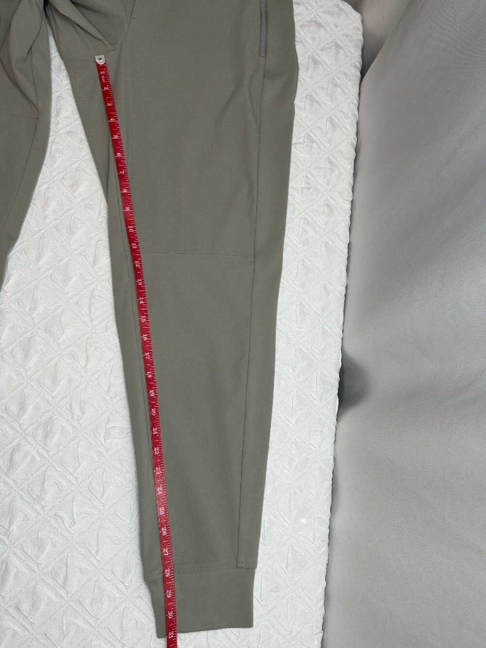 Athleta Headlands Hybrid Trek Joggers Size 12 Tall Athleisure Outdoor Gym Hiking - Picture 3 of 8
